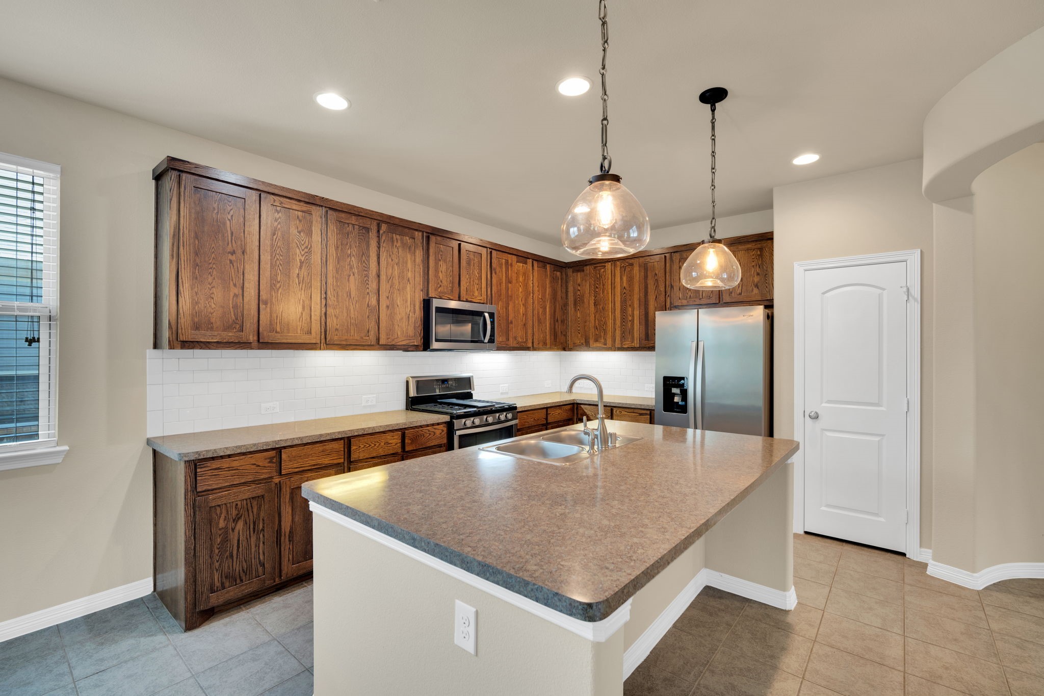 9305 Water Oak Court Arlington TX 76002