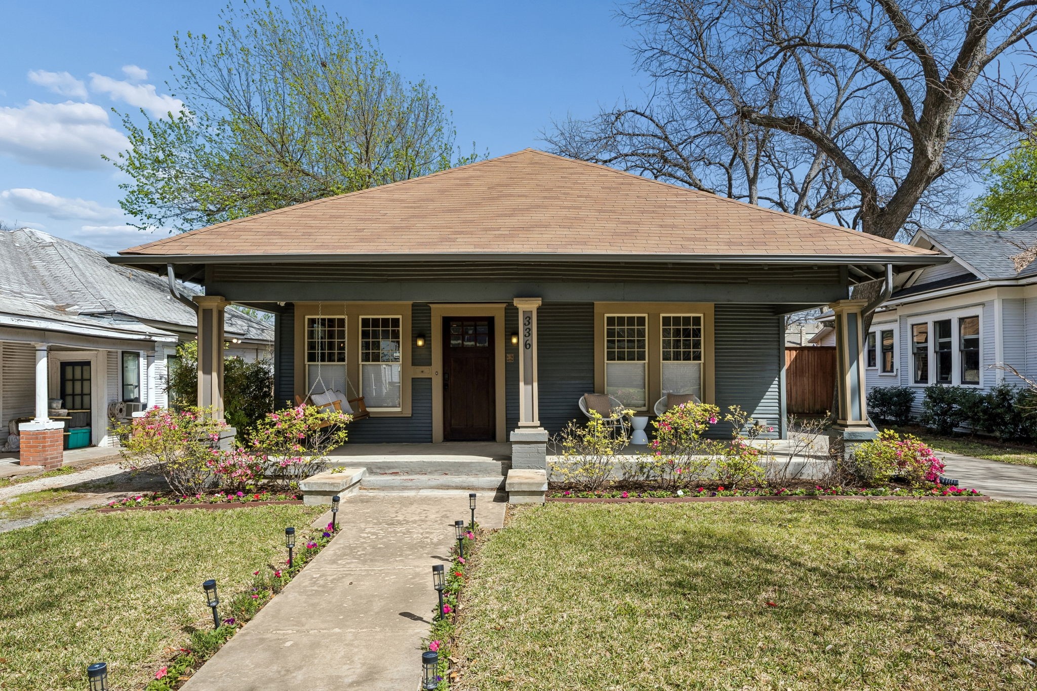 336 S Edgefield Avenue Dallas TX 75208