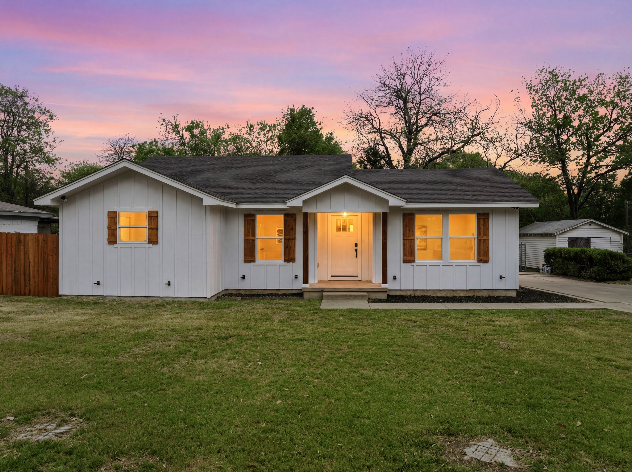 1019 E Walnut Street Hillsboro TX 76645