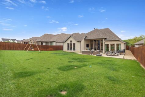 1305 Alder Court Aubrey TX 76227