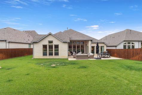 1305 Alder Court Aubrey TX 76227