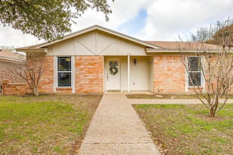 213 Hall Drive Crowley TX 76036