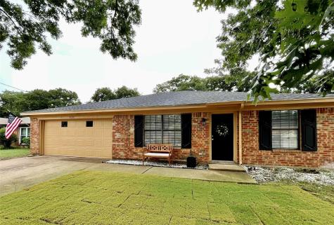 6201 Big Springs Drive Arlington TX 76001