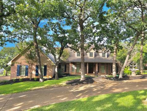 113 Country Vista Circle Burleson TX 76028