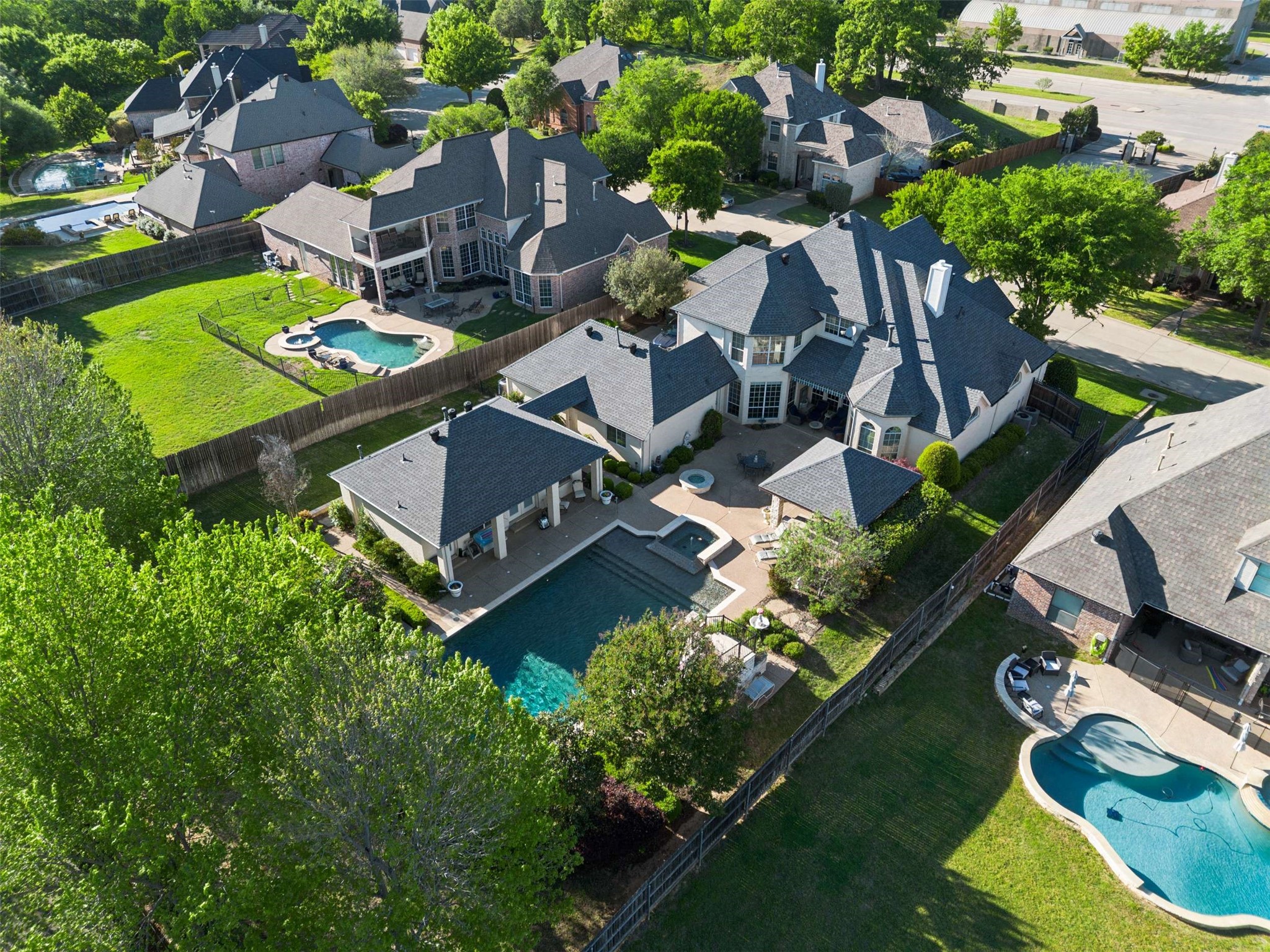2014 Stone Canyon Court Arlington TX 76012