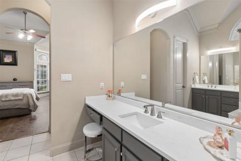 2014 Stone Canyon Court Arlington TX 76012