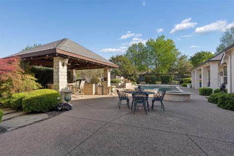2014 Stone Canyon Court Arlington TX 76012