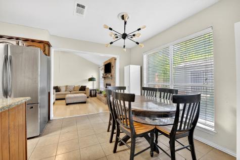 6905 Yorkston Street Watauga TX 76148