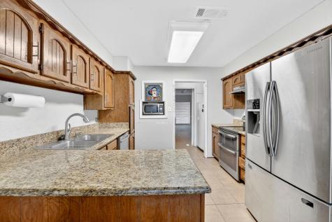 6905 Yorkston Street Watauga TX 76148