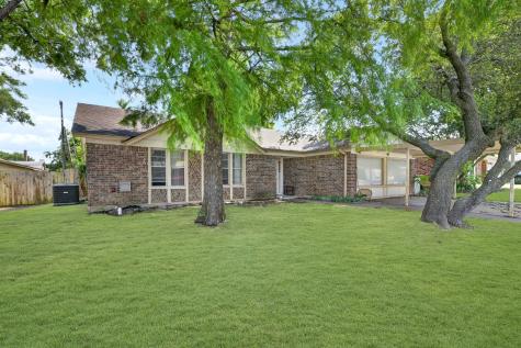 6905 Yorkston Street Watauga TX 76148