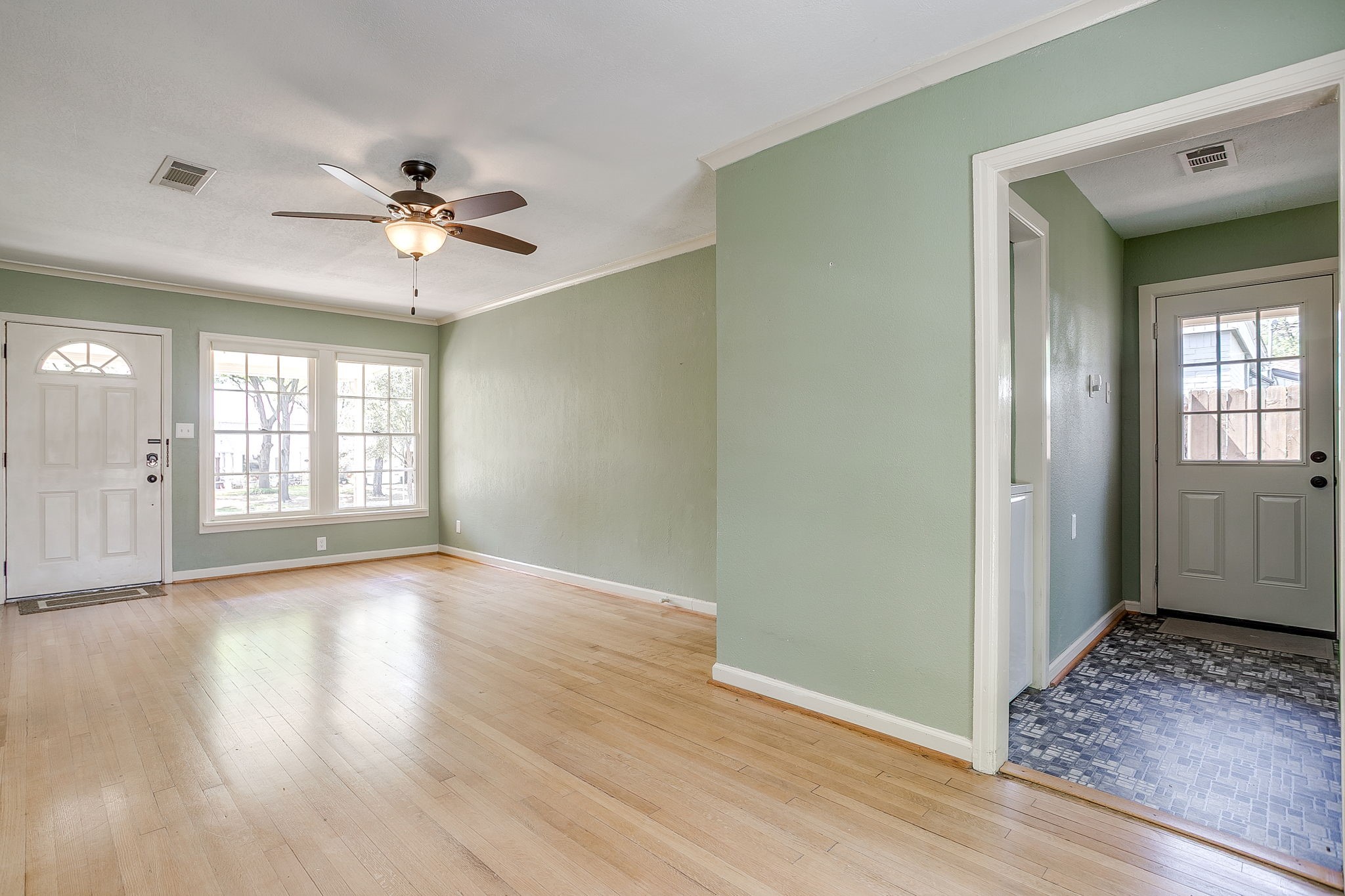 4308 Curzon Avenue Fort Worth TX 76107
