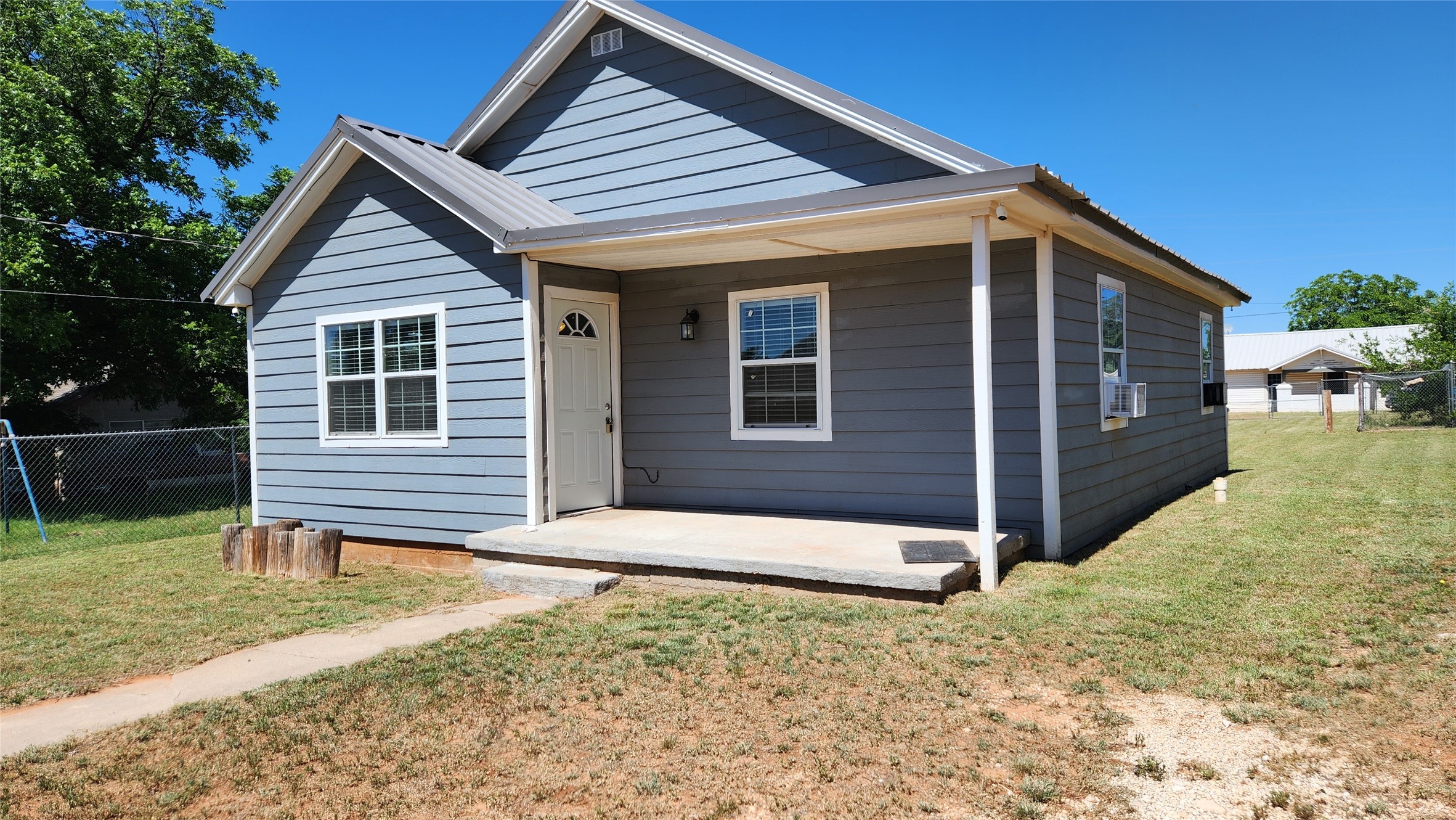 809 Bowie Street Sweetwater TX 79556