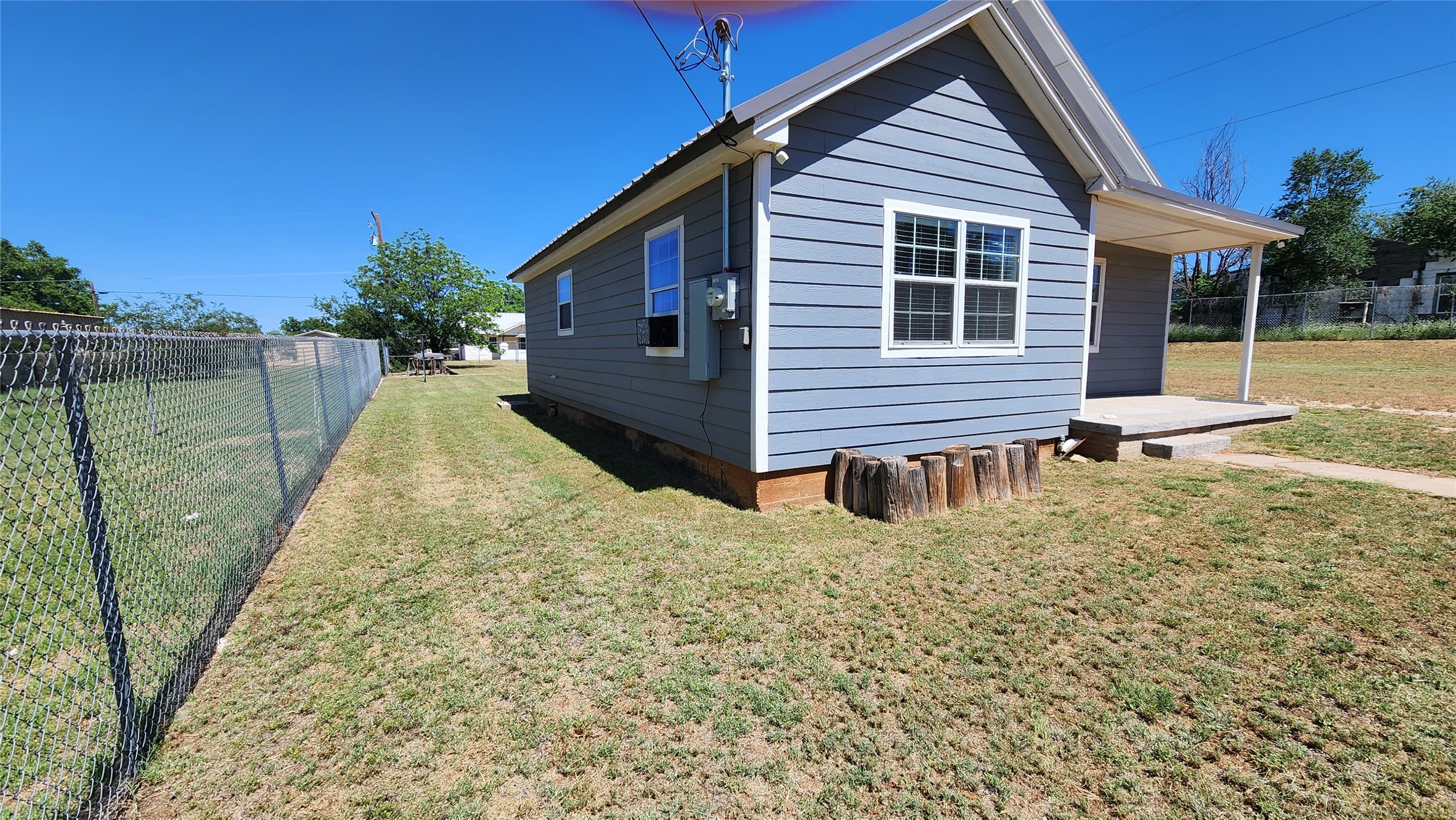 809 Bowie Street Sweetwater TX 79556