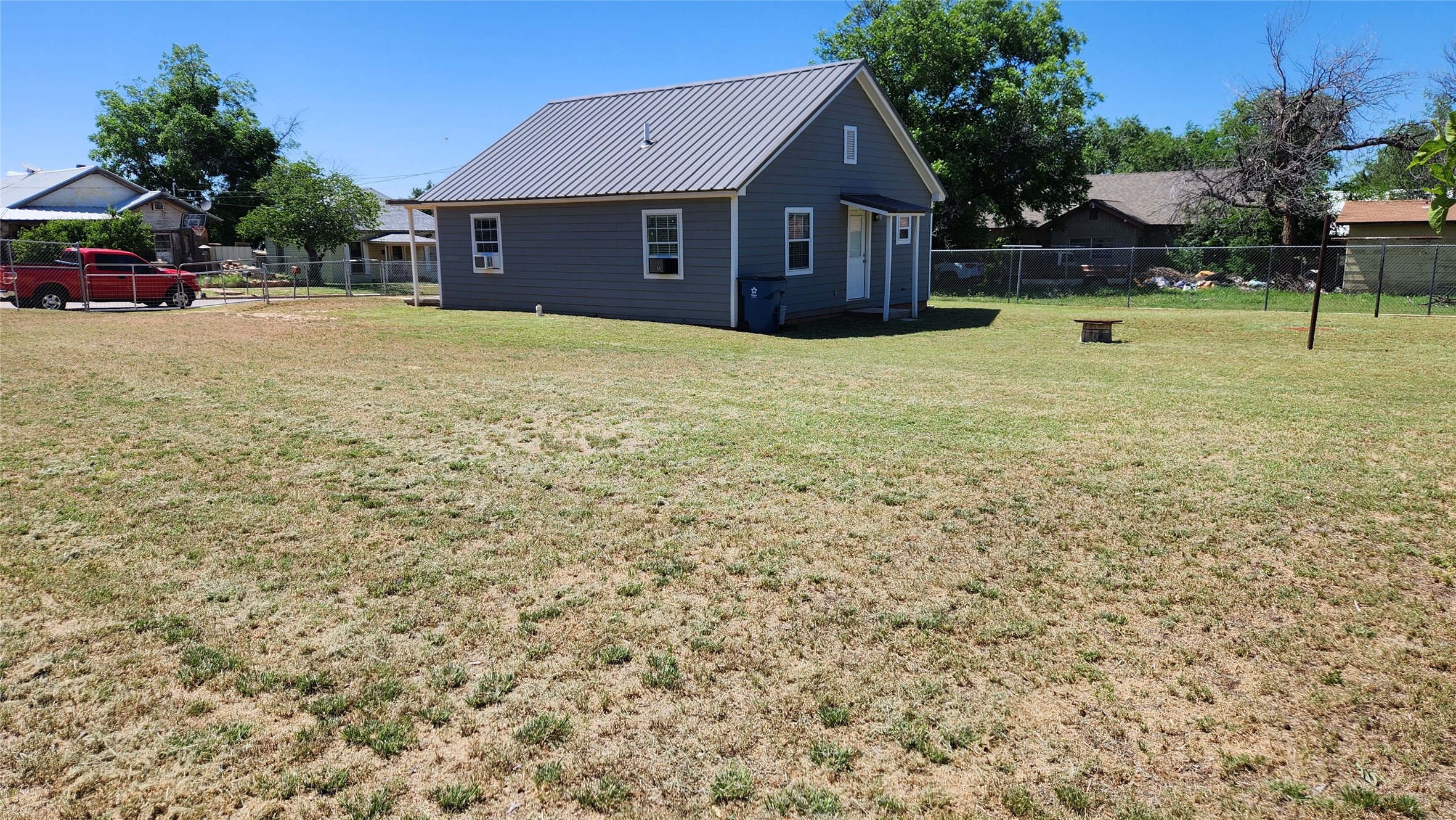 809 Bowie Street Sweetwater TX 79556