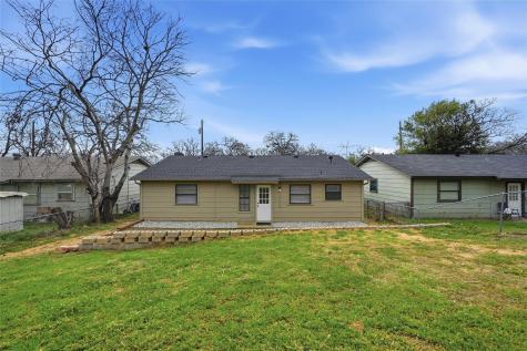 629 Chambers Street Denton TX 76205