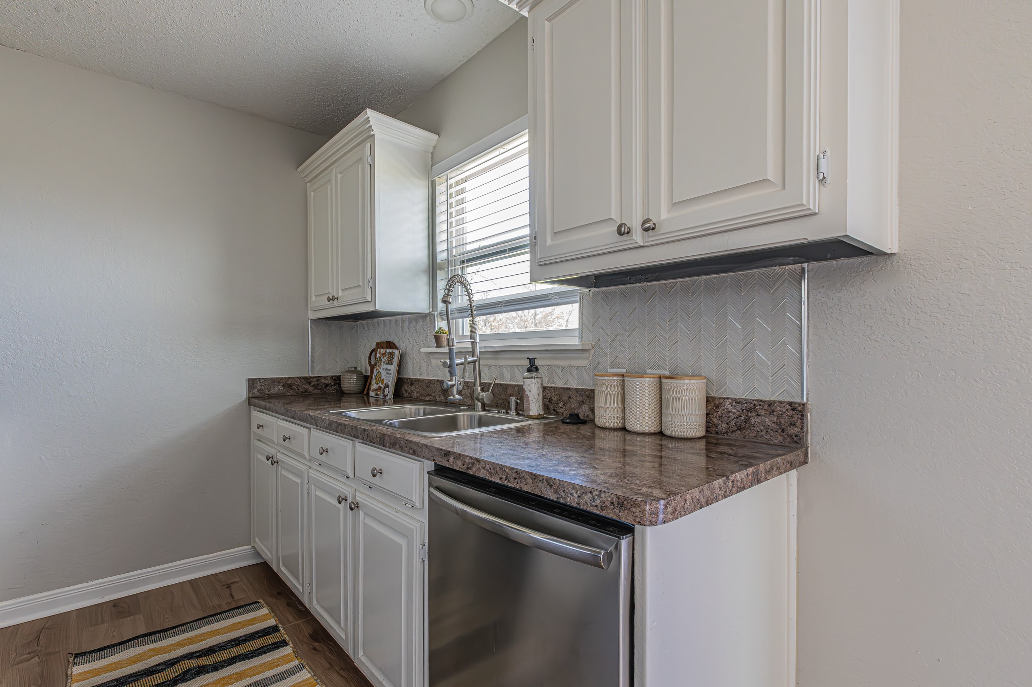 131 Sierra Court Glenn Heights TX 75154