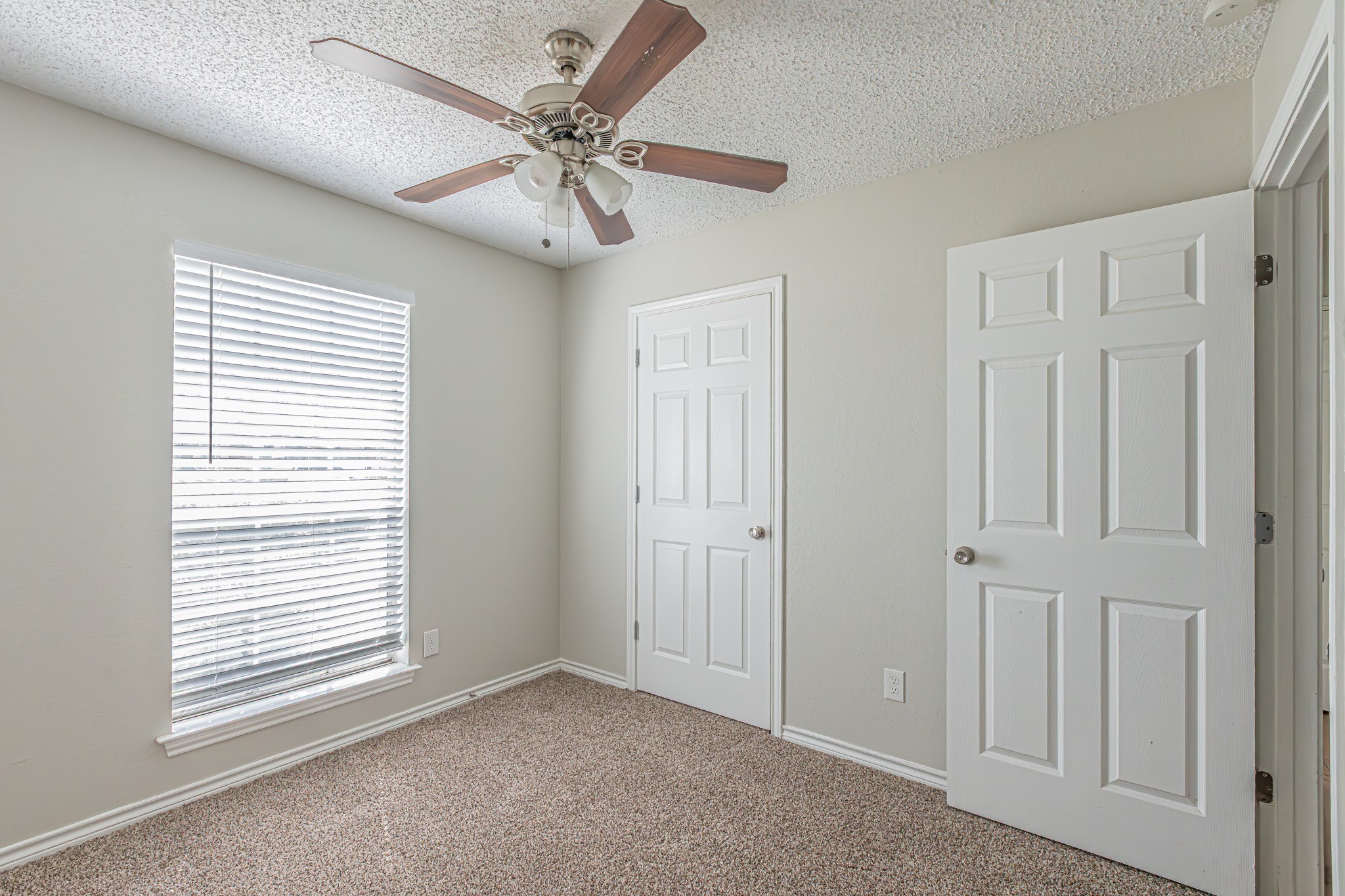 131 Sierra Court Glenn Heights TX 75154