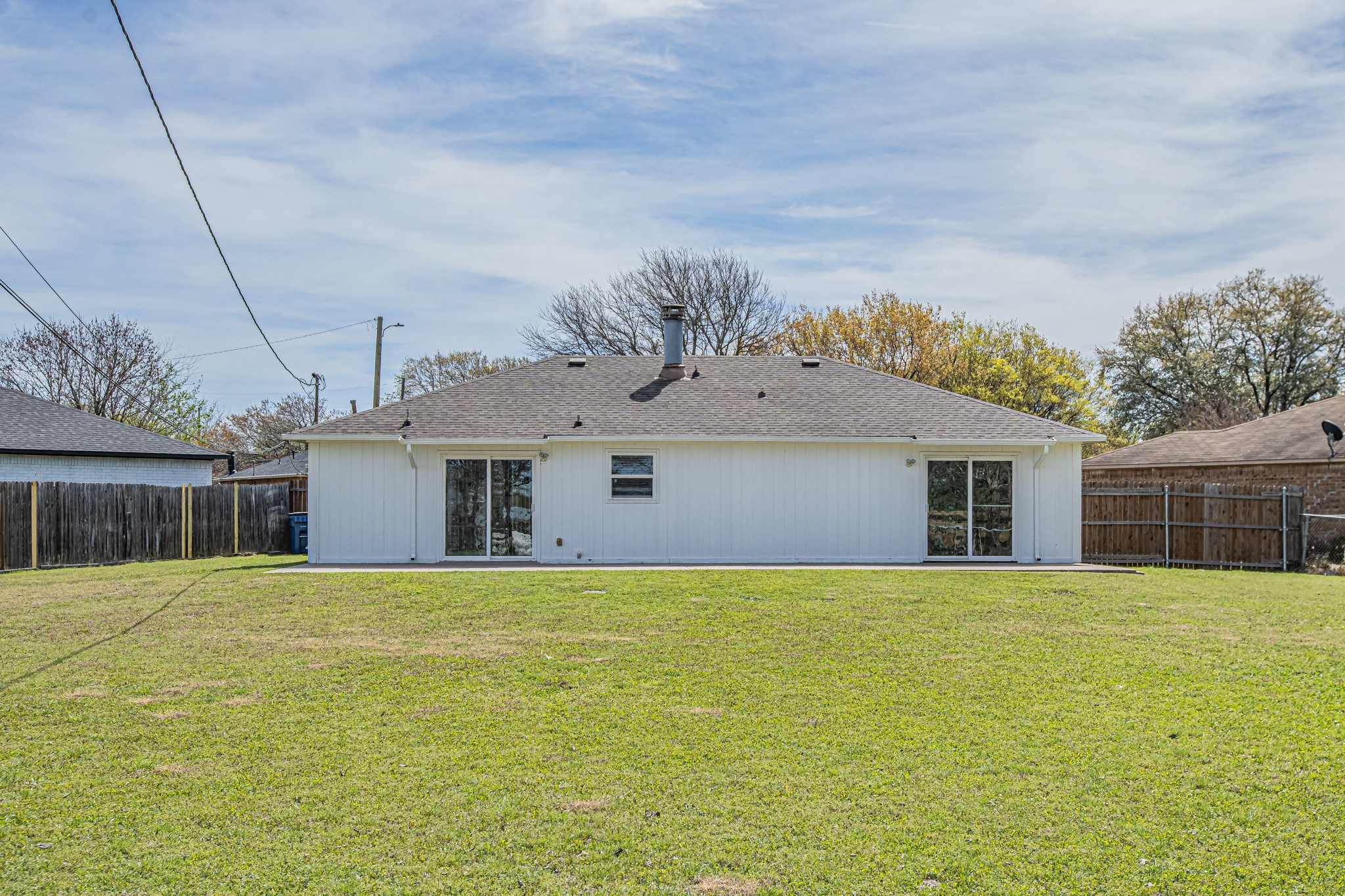 131 Sierra Court Glenn Heights TX 75154