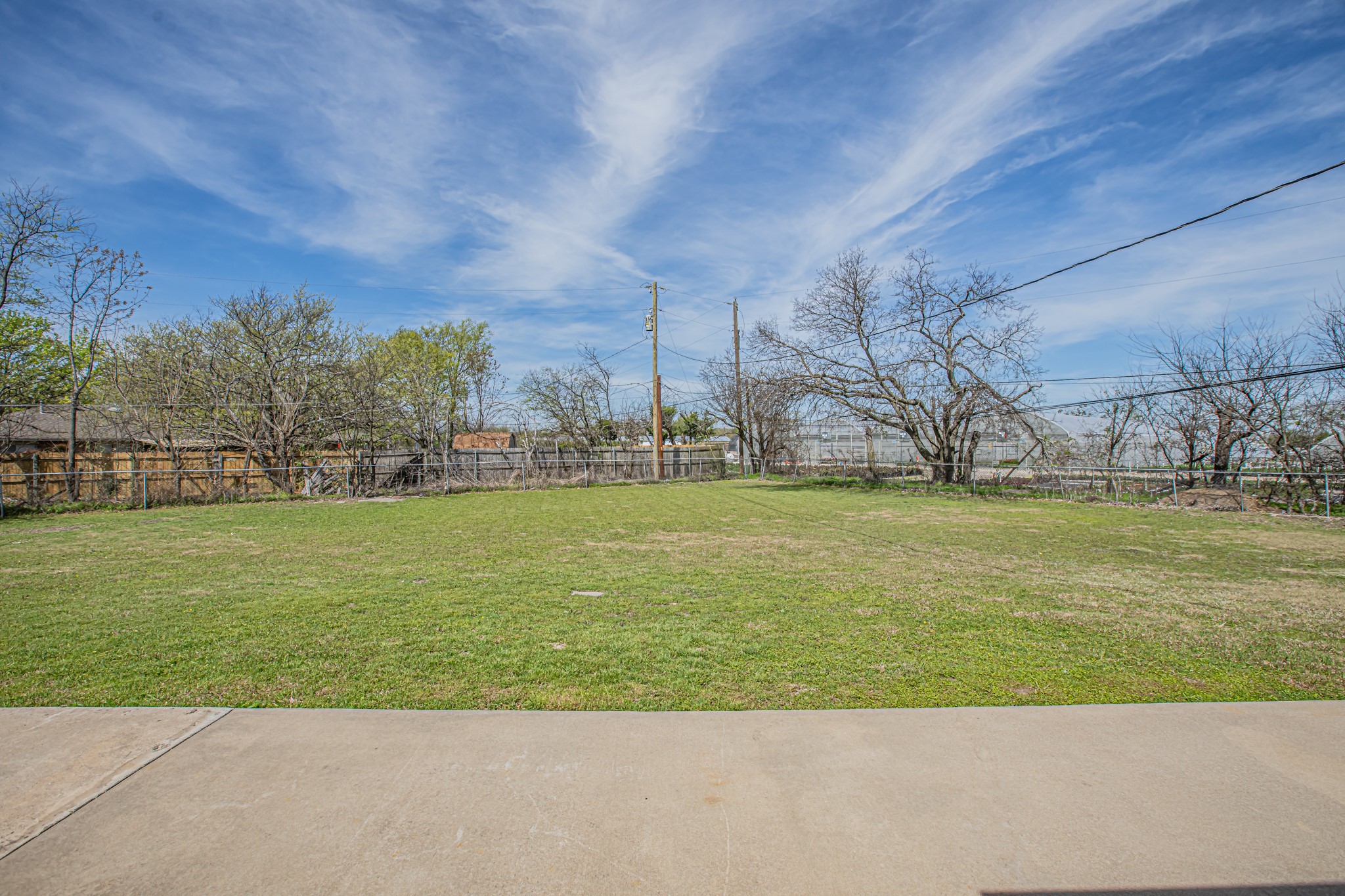 131 Sierra Court Glenn Heights TX 75154