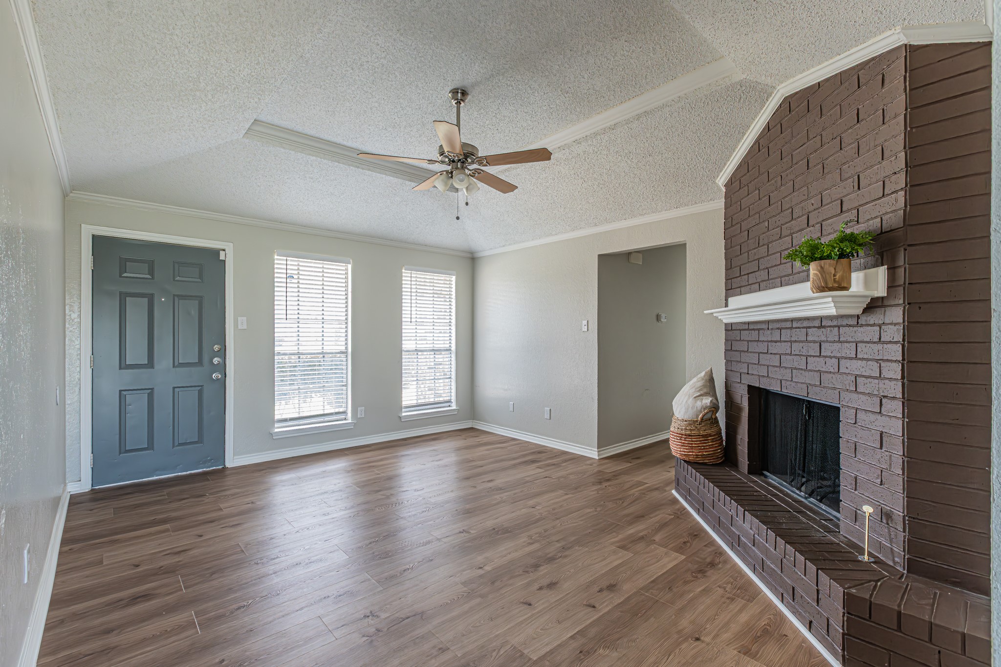 131 Sierra Court Glenn Heights TX 75154