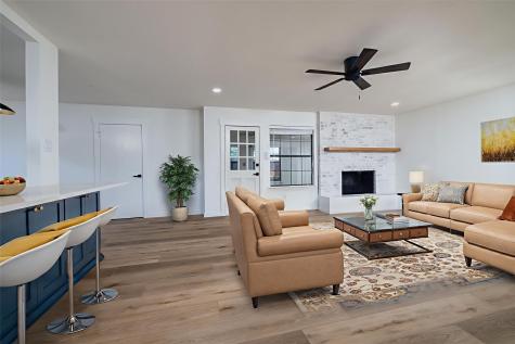 633 NW Chisholm Road Burleson TX 76028