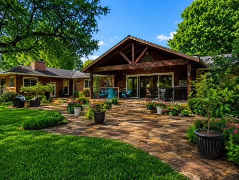 1402 Verano Drive Dallas TX 75218