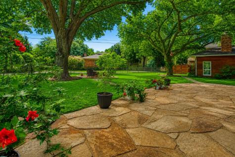1402 Verano Drive Dallas TX 75218