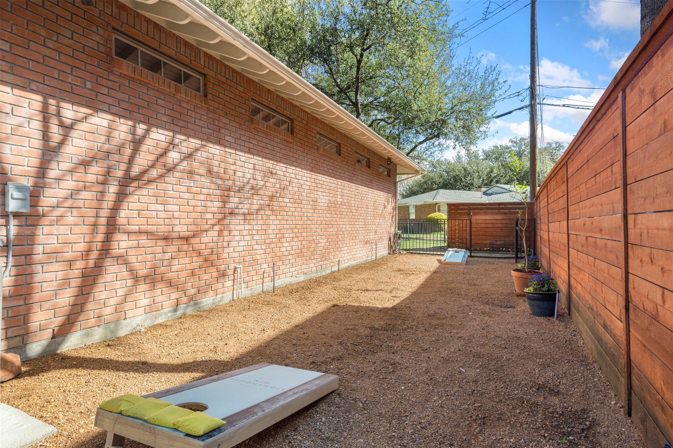 1402 Verano Drive Dallas TX 75218