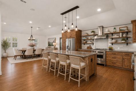 1402 Verano Drive Dallas TX 75218