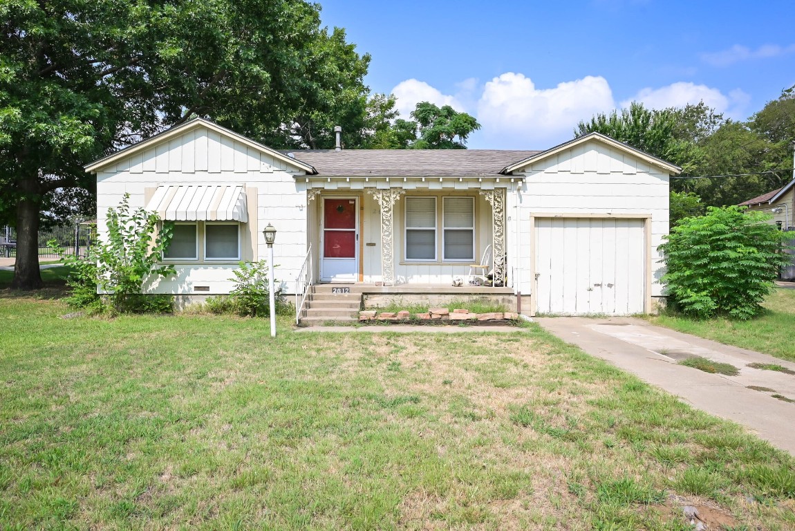 2612 Meaders Avenue Fort Worth TX 76112