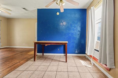 808 Lilac Drive Garland TX 75040