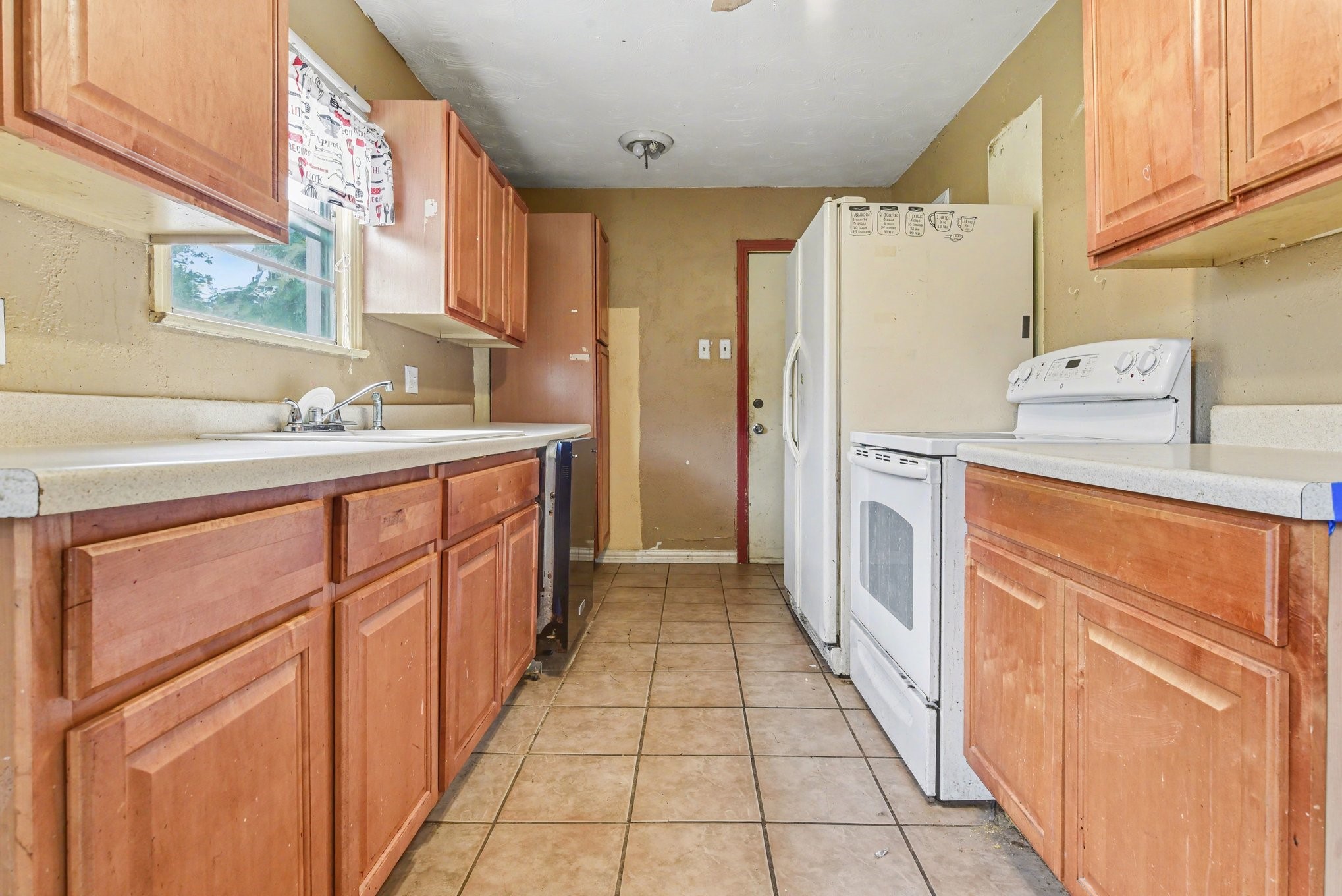 808 Lilac Drive Garland TX 75040