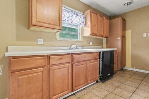 808 Lilac Drive Garland TX 75040