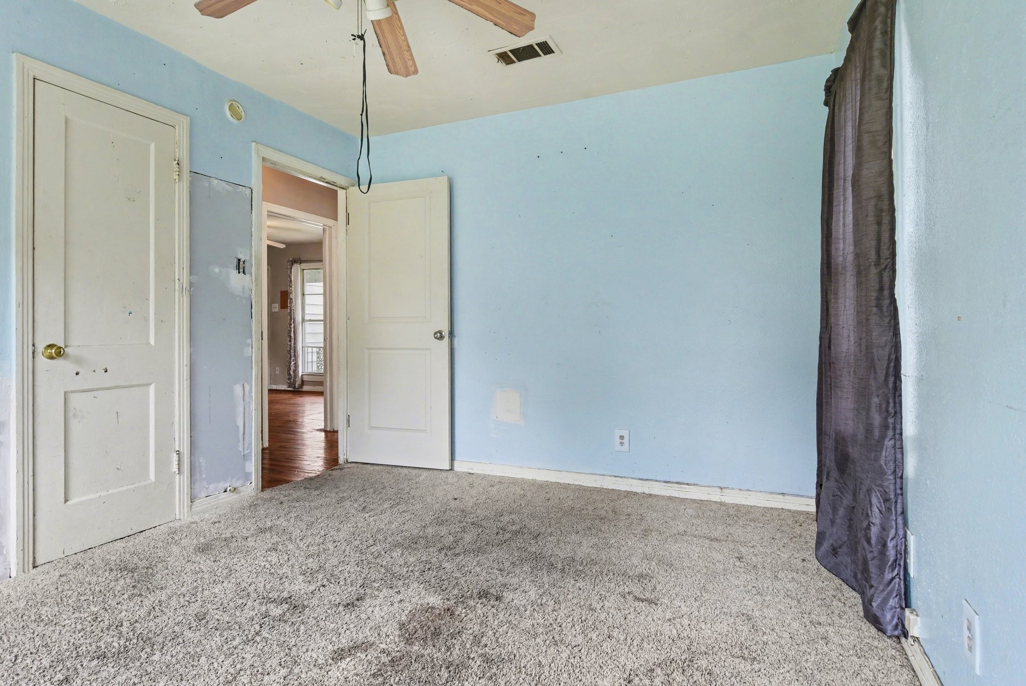 808 Lilac Drive Garland TX 75040