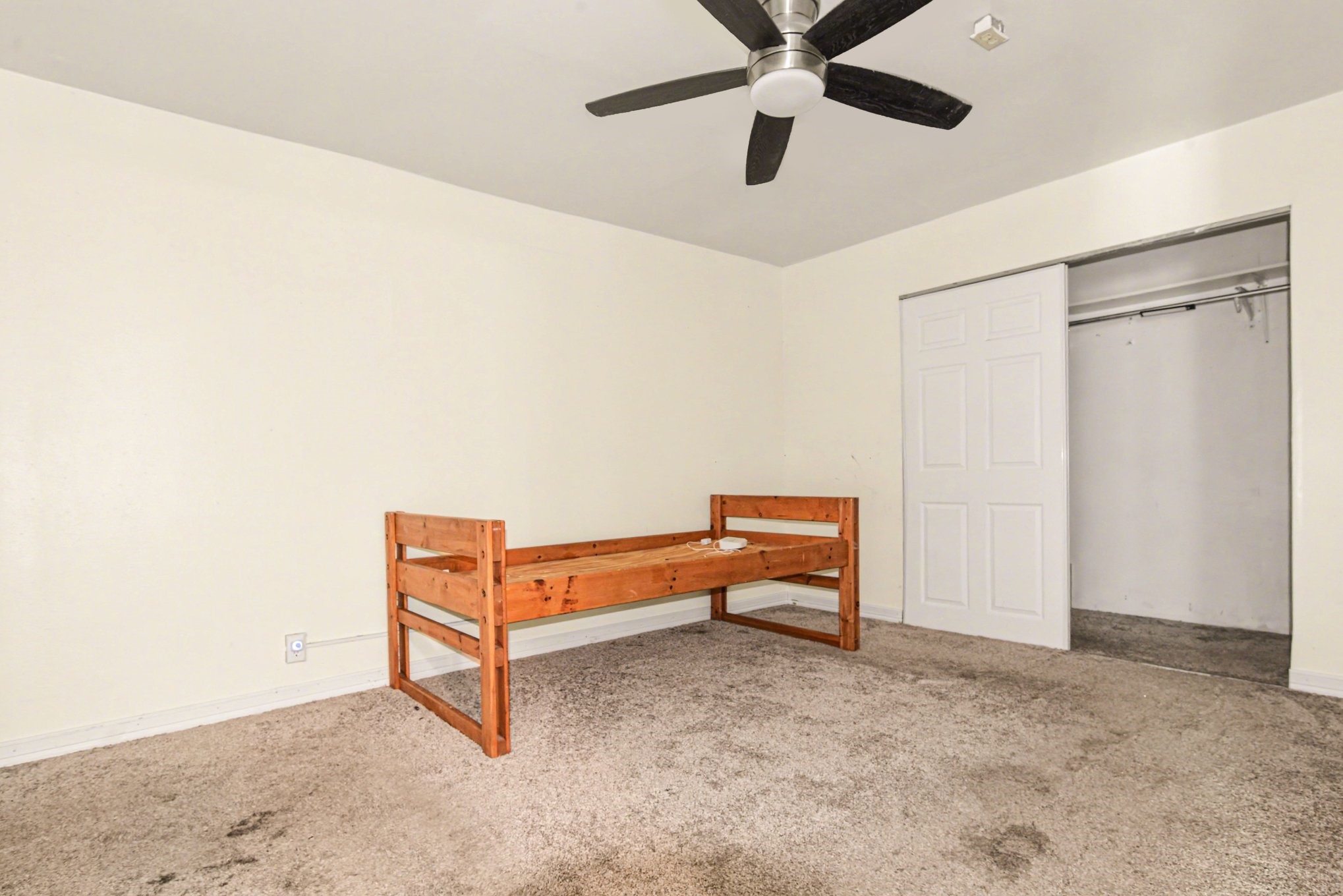 808 Lilac Drive Garland TX 75040