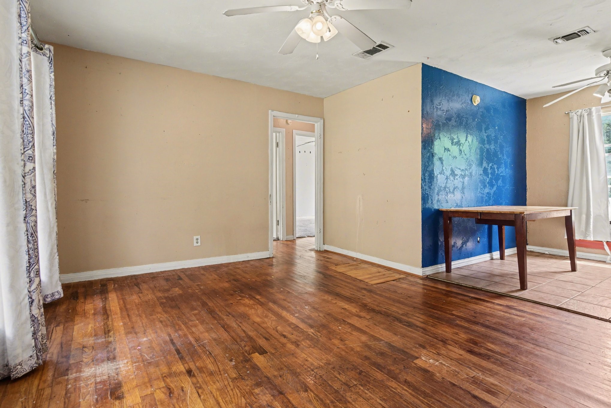 808 Lilac Drive Garland TX 75040