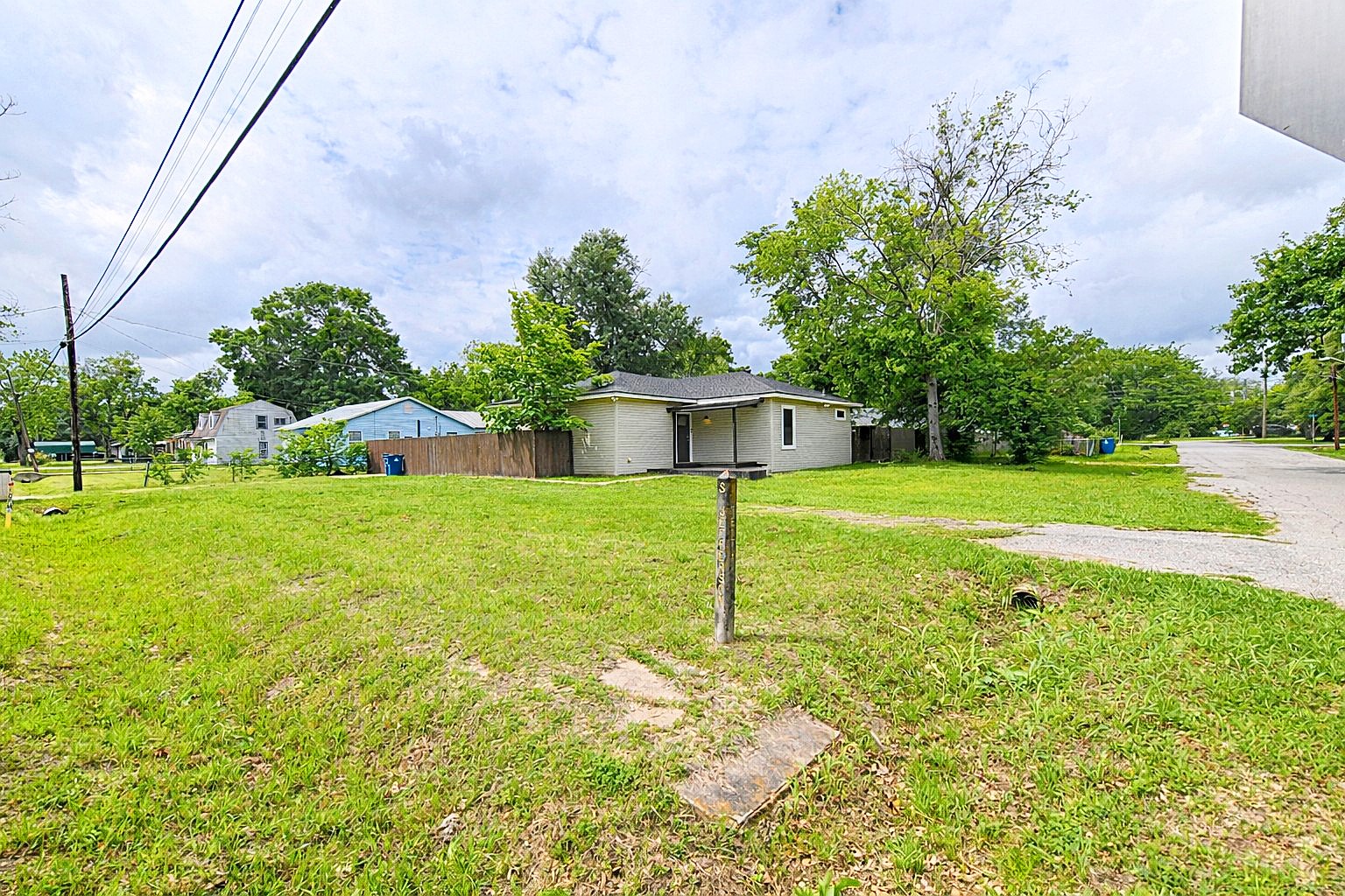 1700 S Jefferson Street Kaufman TX 75142