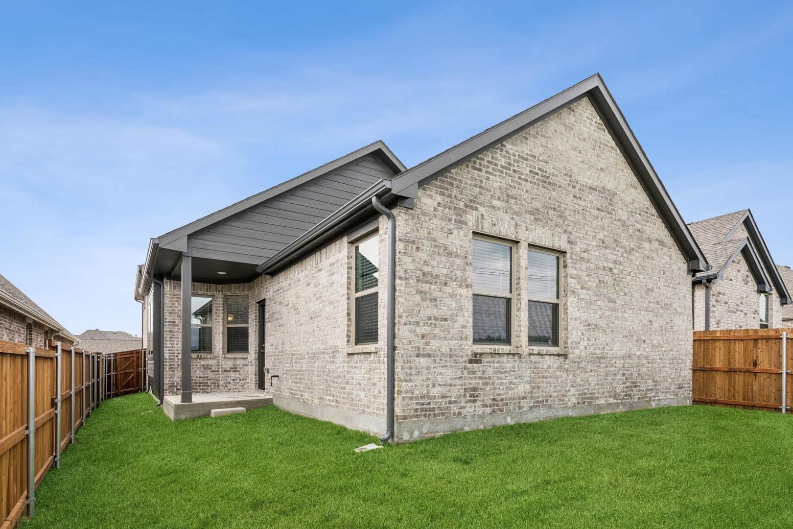 1241 Newport Street Sherman TX 75090