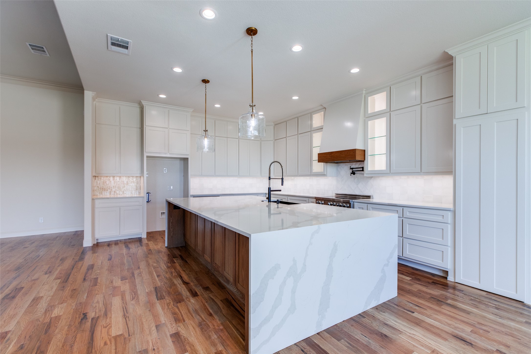 1140 Macgregor Lane Gunter TX 75058