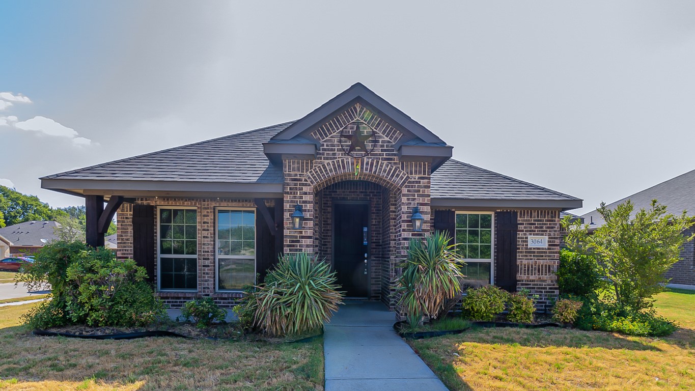 3064 Carlton Parkway Waxahachie TX 75165
