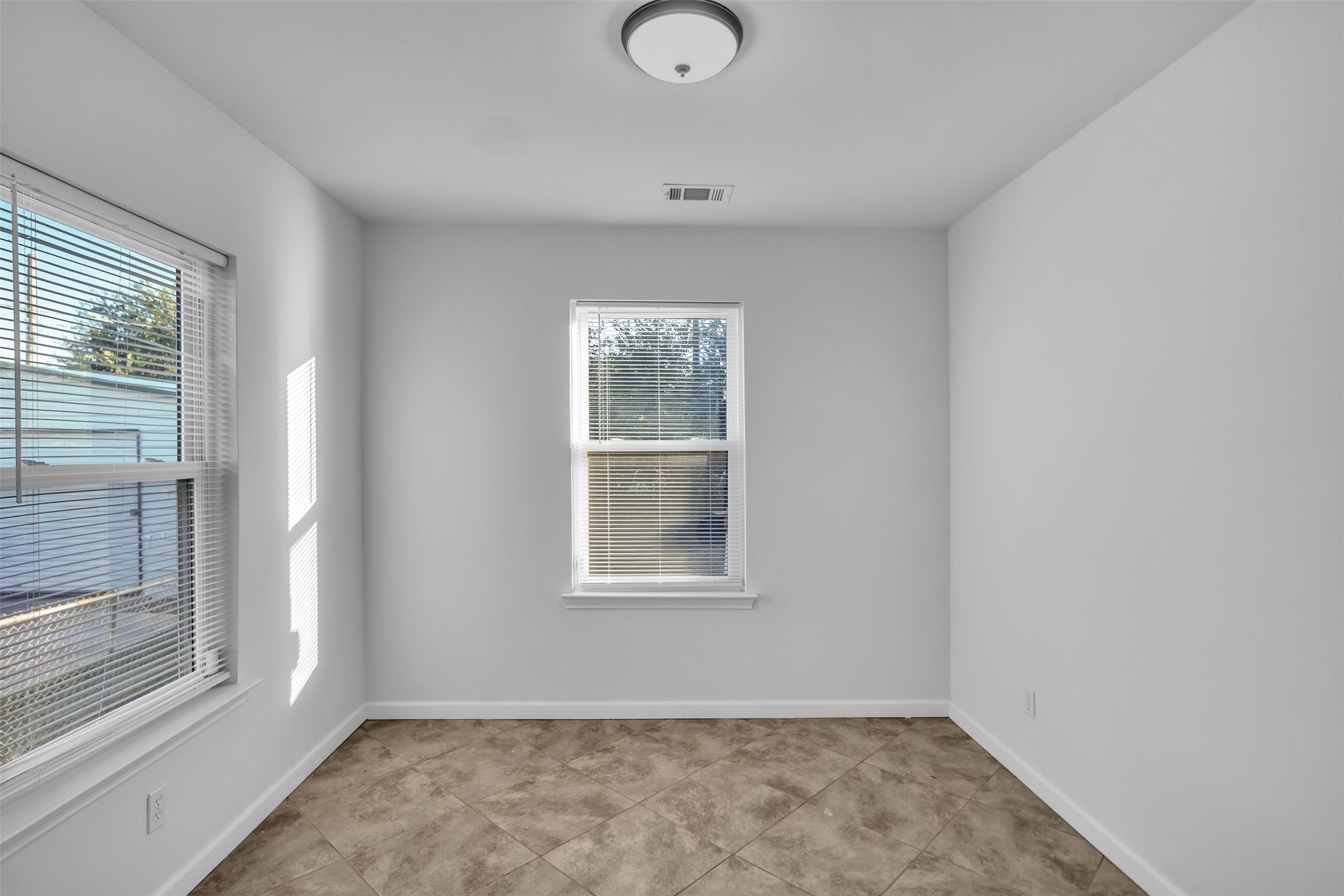 5417 Como Drive Fort Worth TX 76107