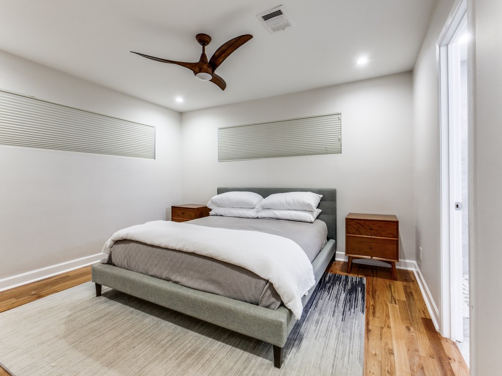 3564 Vinecrest Drive Dallas TX 75229