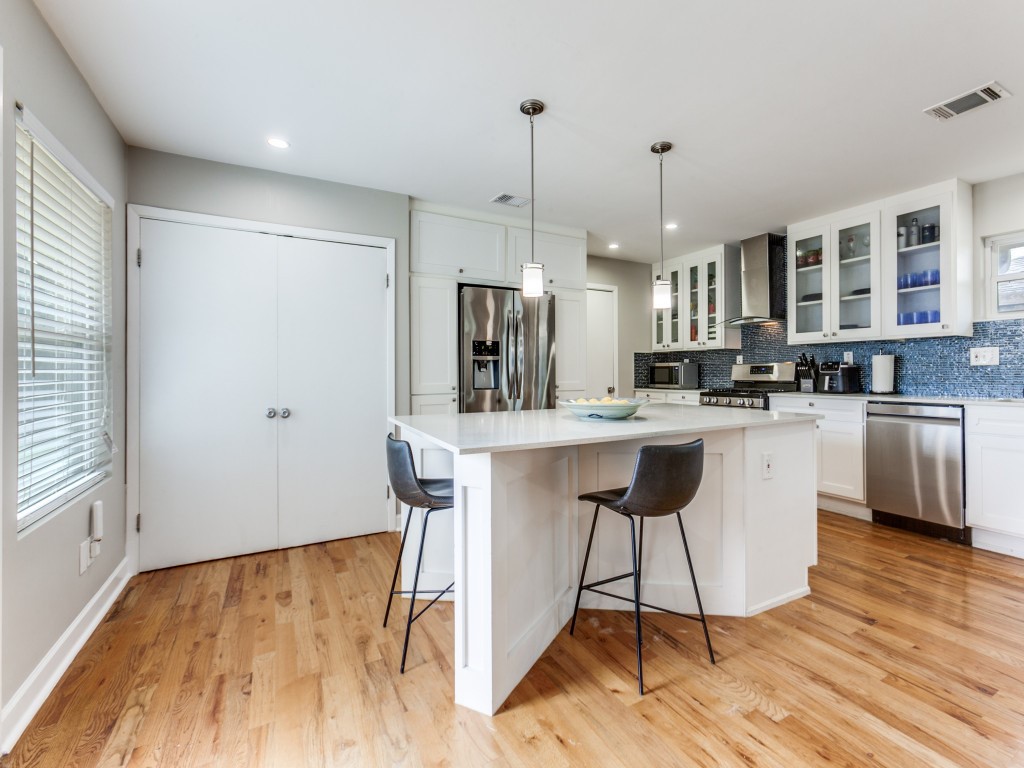 3564 Vinecrest Drive Dallas TX 75229