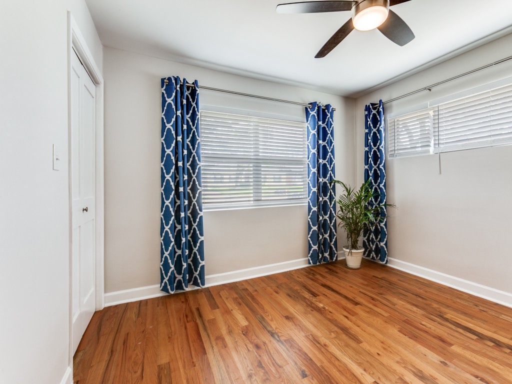 3564 Vinecrest Drive Dallas TX 75229