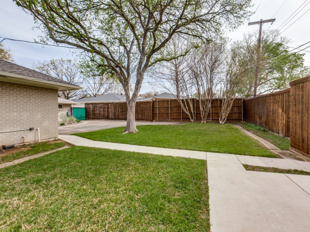 3564 Vinecrest Drive Dallas TX 75229
