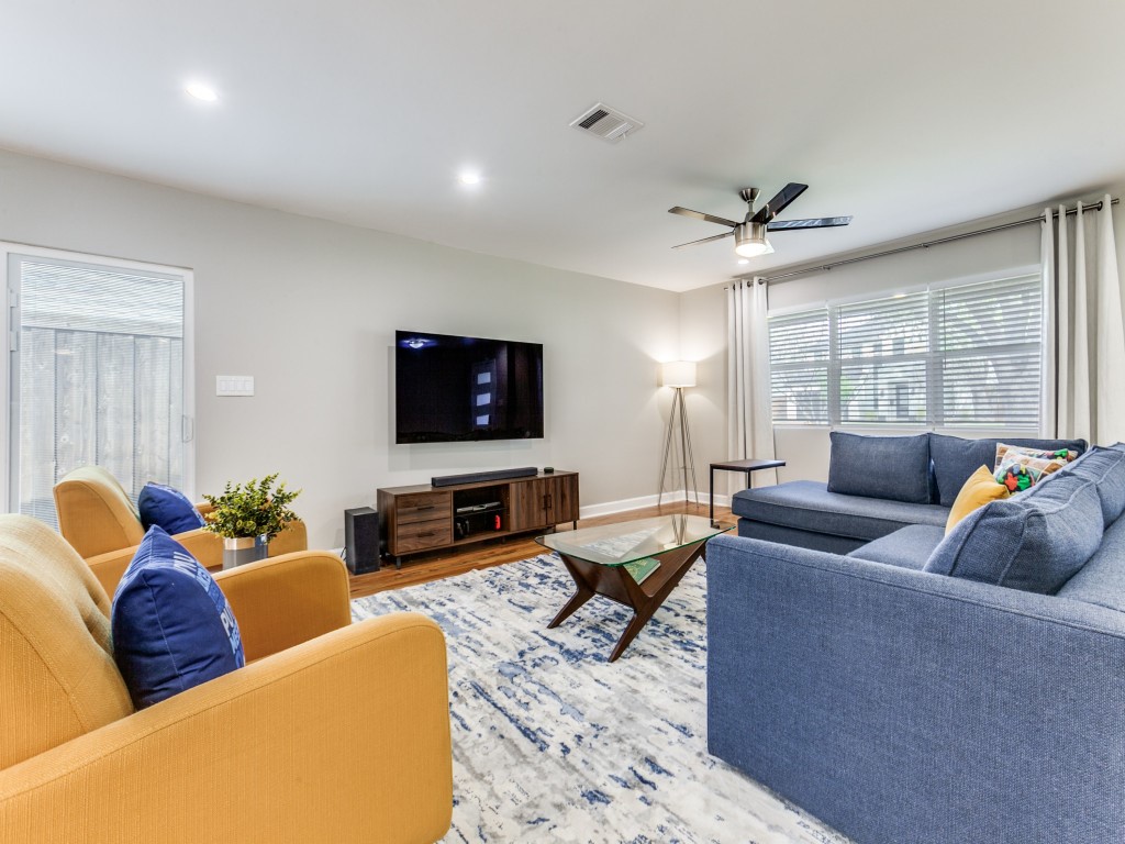 3564 Vinecrest Drive Dallas TX 75229