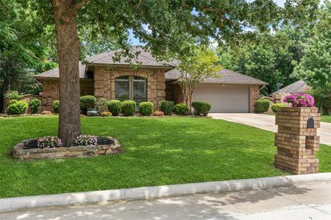 1302 Spyglass Drive Mansfield TX 76063