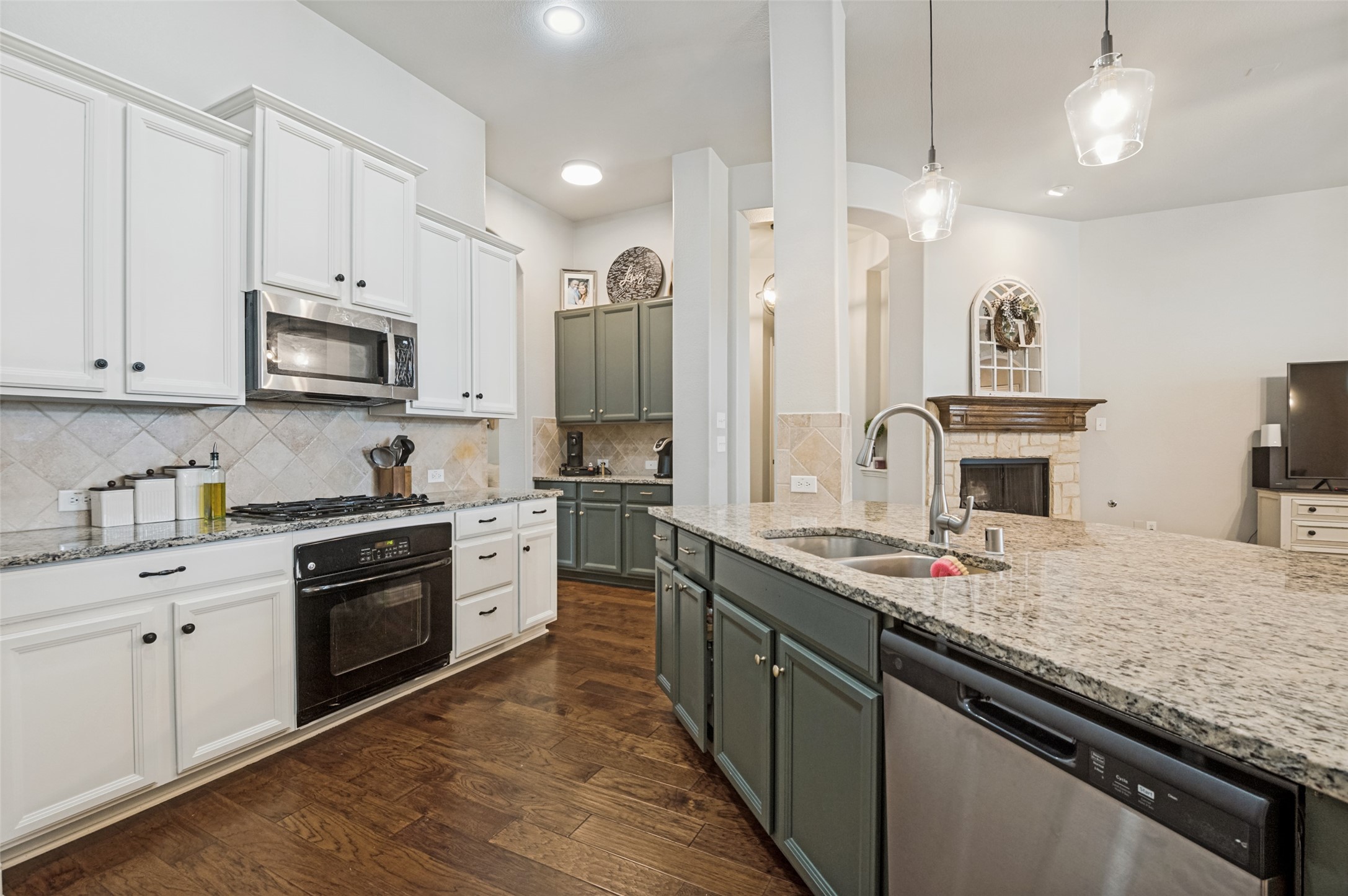 7239 Cana Grand Prairie TX 75054