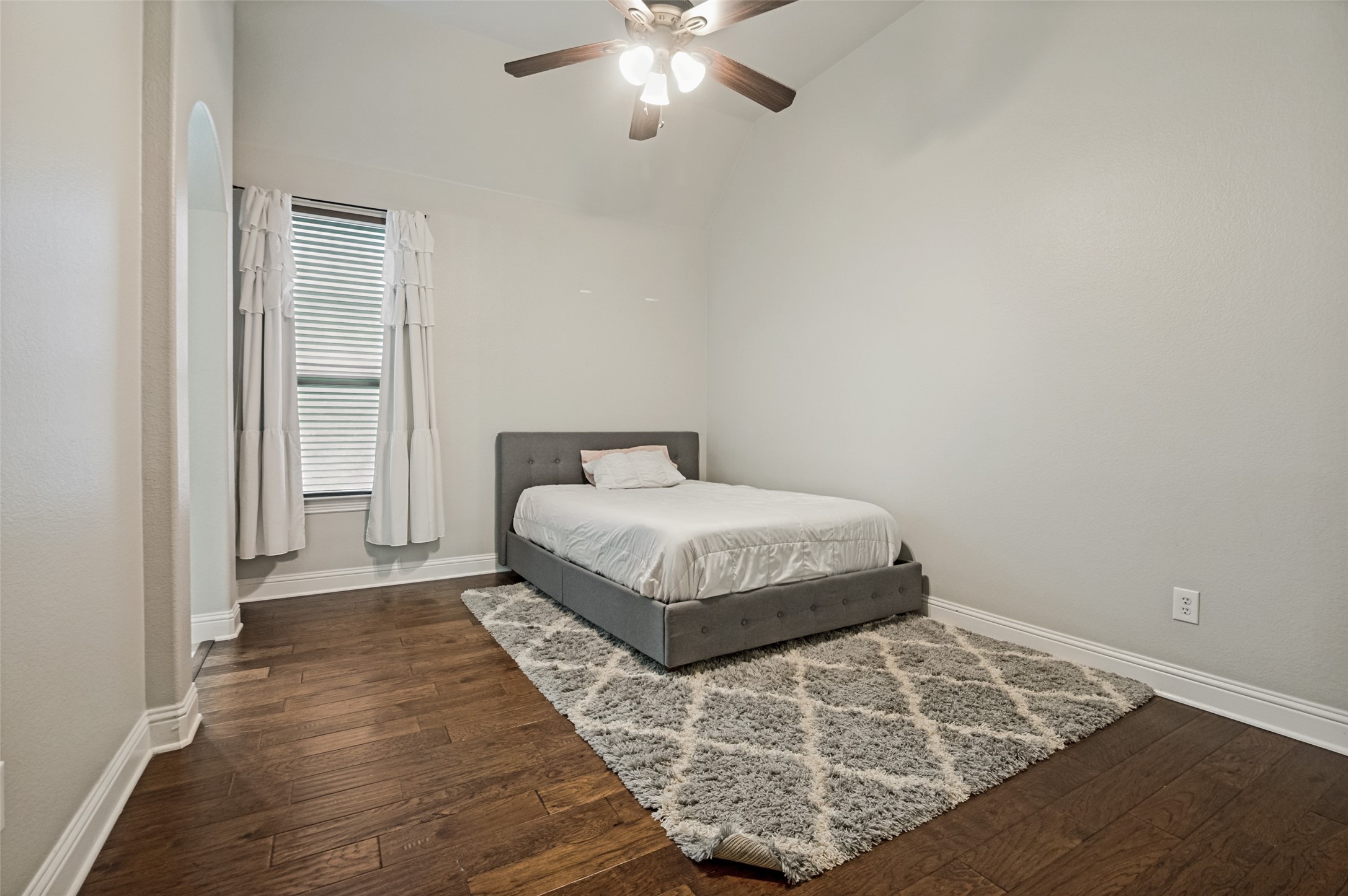 7239 Cana Grand Prairie TX 75054