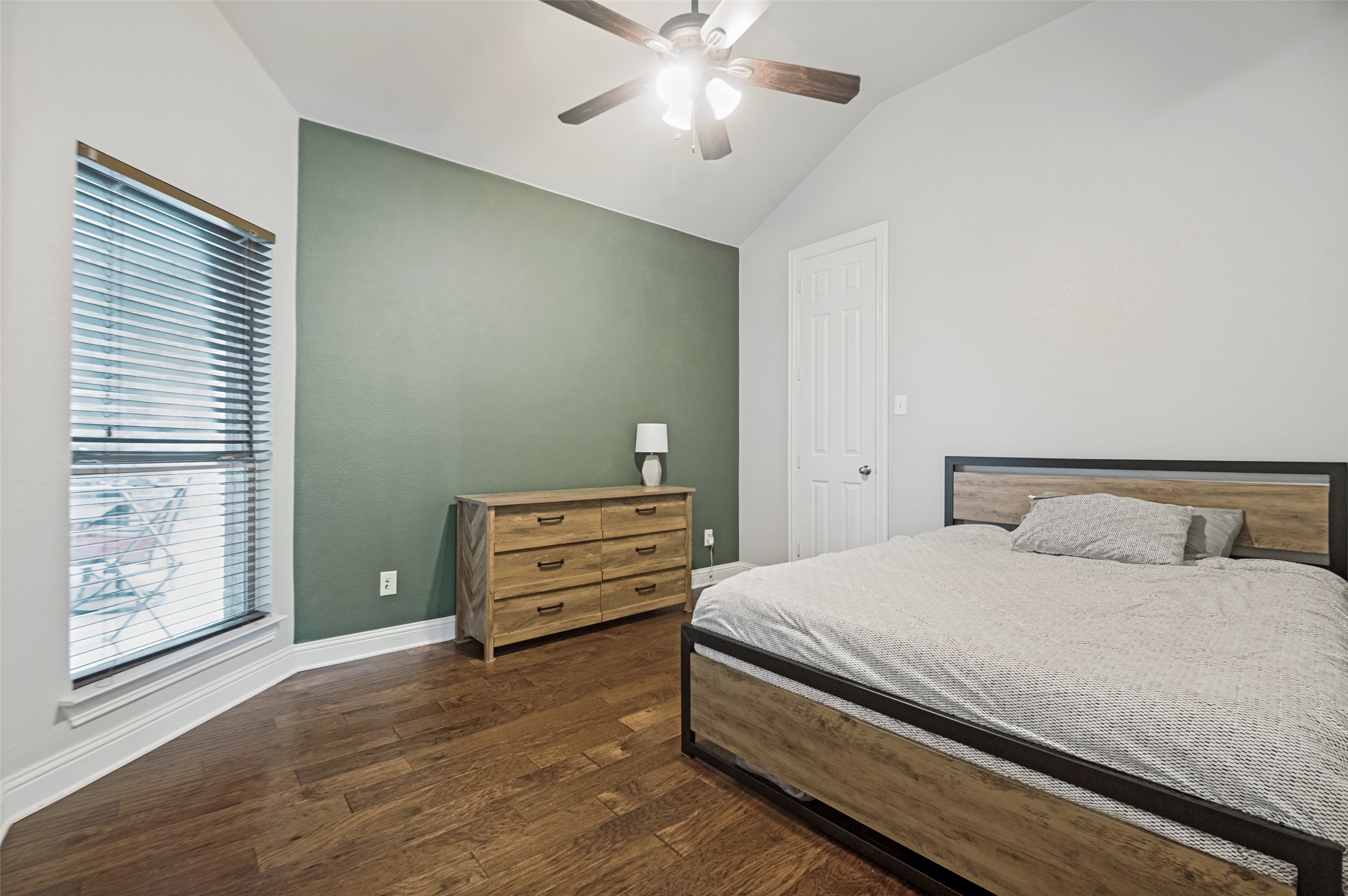 7239 Cana Grand Prairie TX 75054